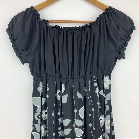 Hot Tempered Fitted Bust Cap Sleeve Scoop Neck Top - Picture 4 of 12